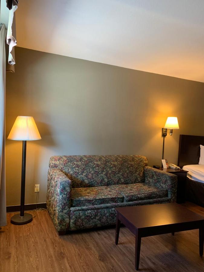 Economy Inn & Suites Hannibal Exteriér fotografie