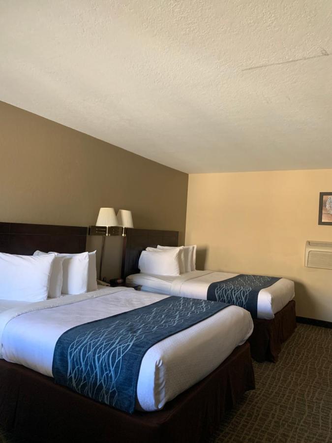 Economy Inn & Suites Hannibal Exteriér fotografie