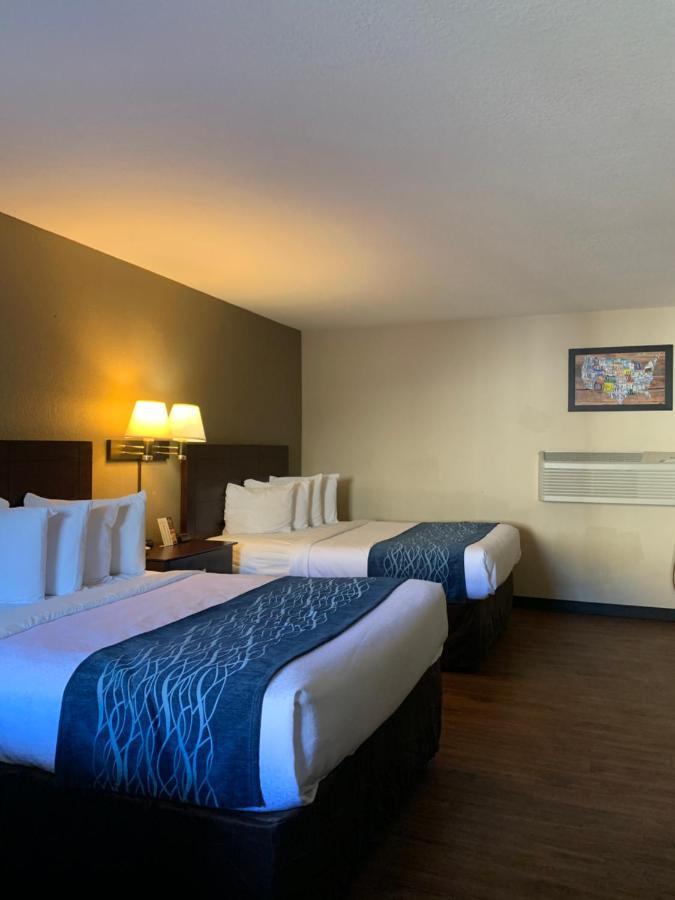 Economy Inn & Suites Hannibal Exteriér fotografie