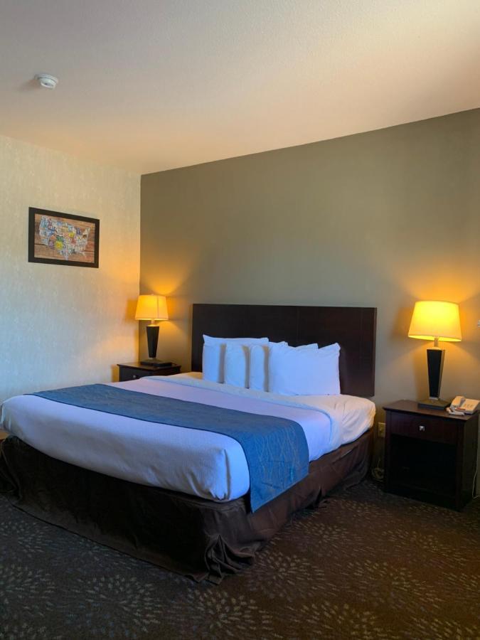 Economy Inn & Suites Hannibal Exteriér fotografie
