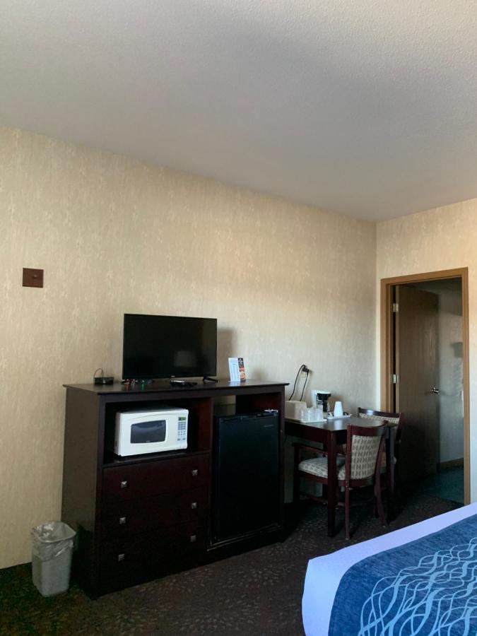 Economy Inn & Suites Hannibal Exteriér fotografie